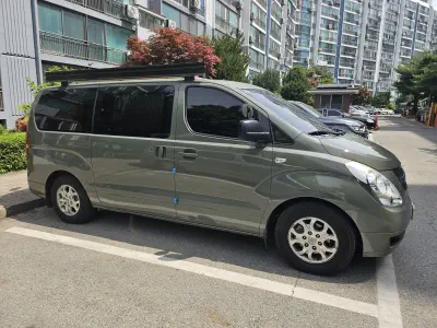 Hyundai Grand Starex