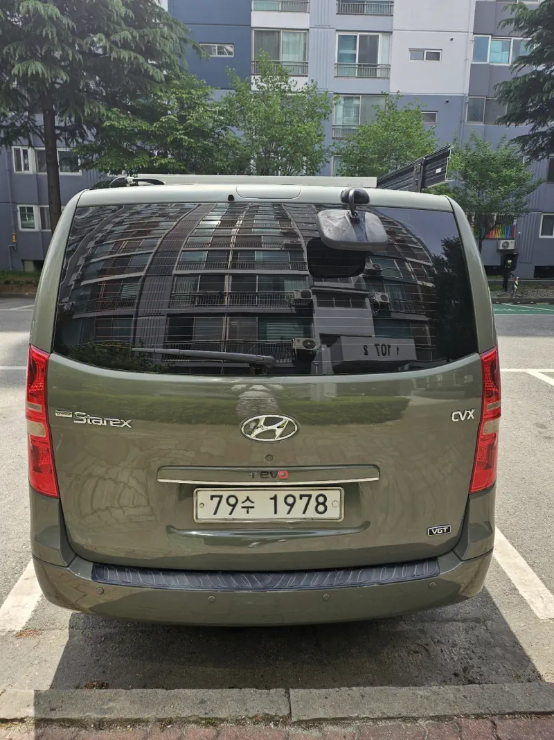 Hyundai Grand Starex