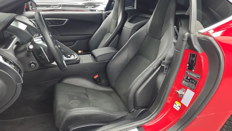 Jaguar F-TYPE