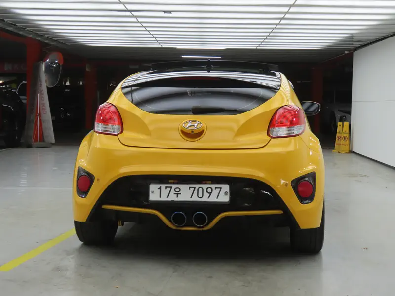 Hyundai Veloster