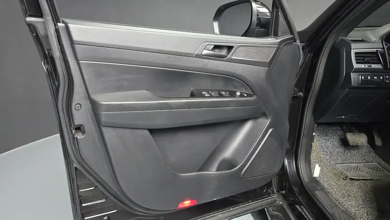 SsangYong Rexton Sports Khan