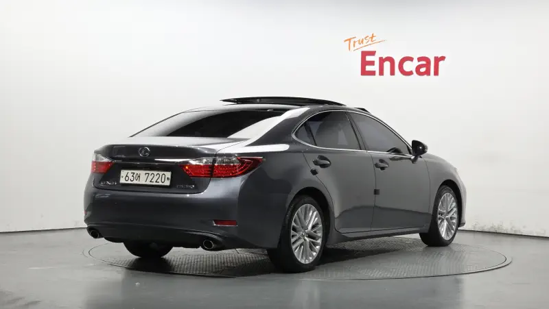 Lexus ES350