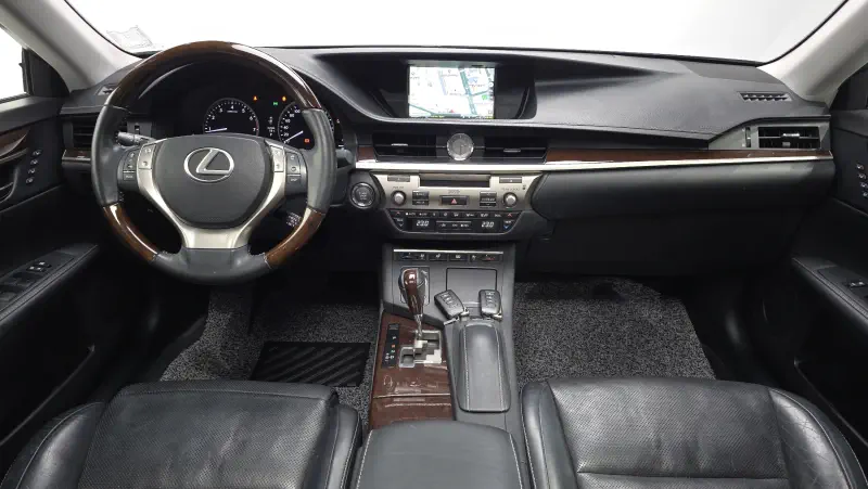 Lexus ES350