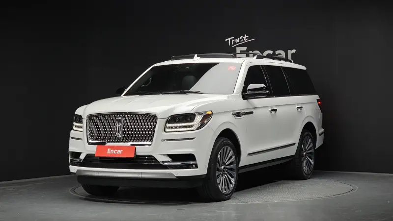 Lincoln Navigator