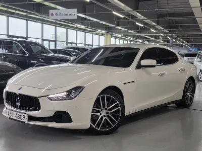 Maserati GHIBLI