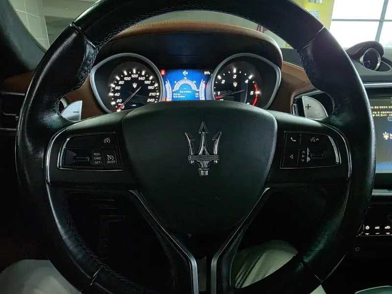 Maserati Ghibli