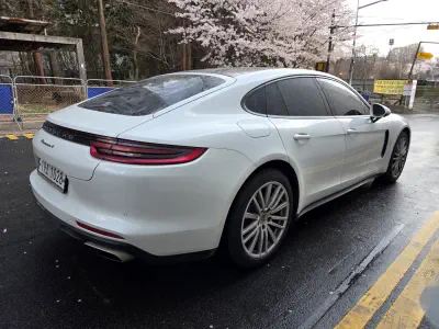 Porsche PANAMERA