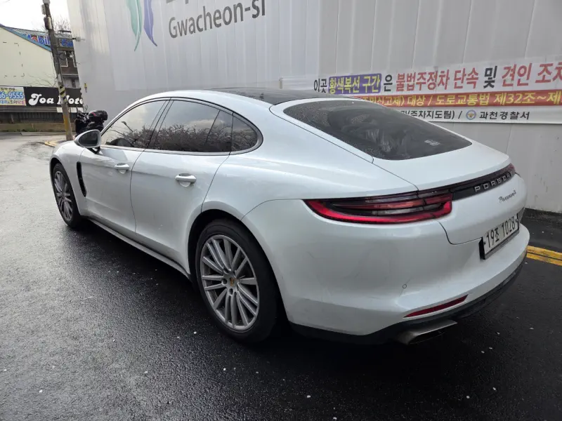 Porsche Panamera