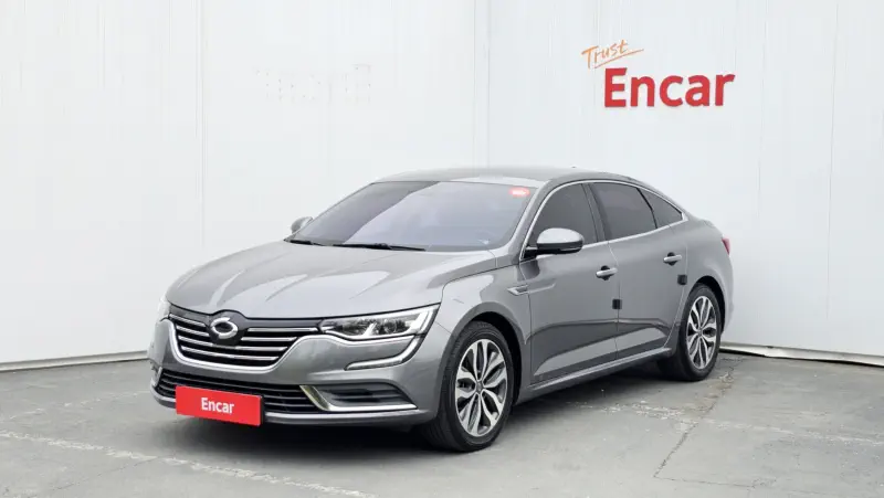 Renault SM6
