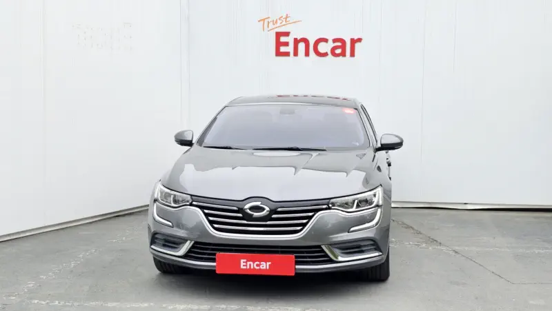Renault SM6