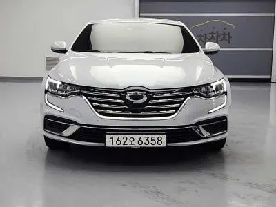 Renault SM6