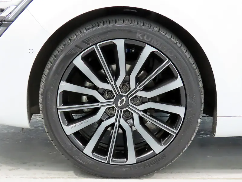 Renault Samsung SM6