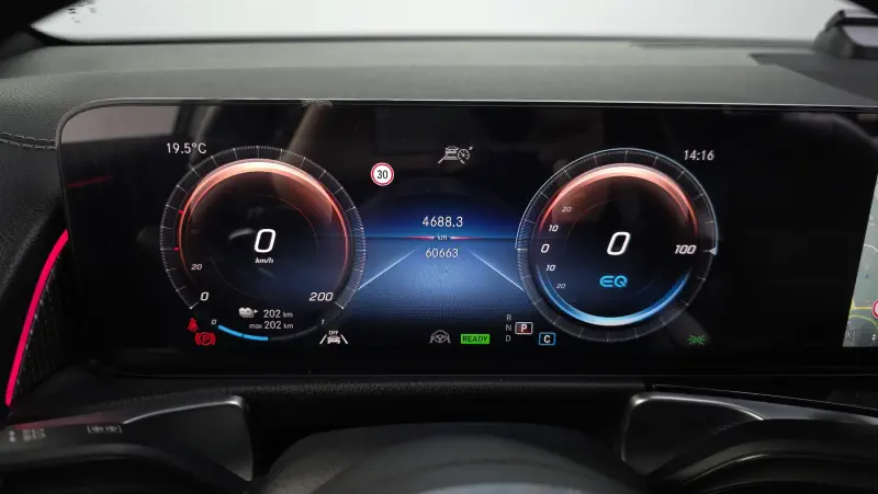 Mercedes-Benz EQB