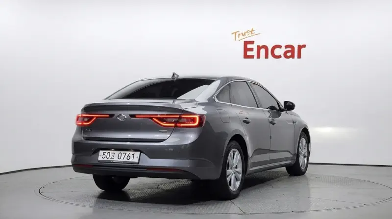Renault Samsung SM6