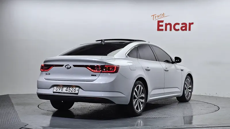 Renault Samsung SM6