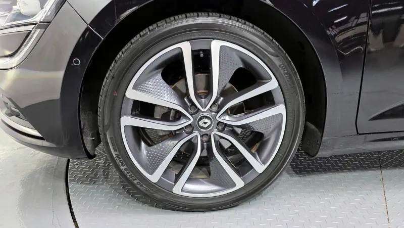 Renault Samsung SM6