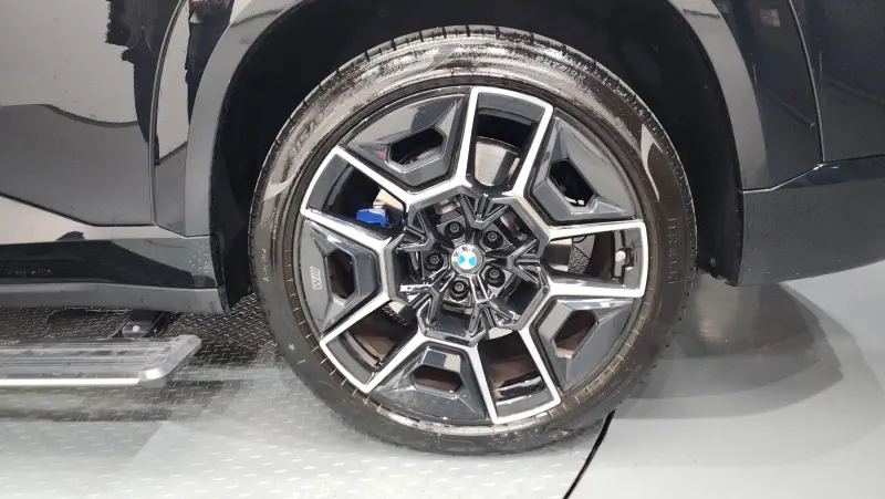 BMW XM