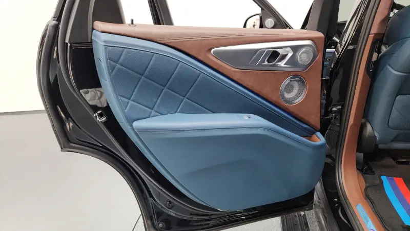 BMW XM