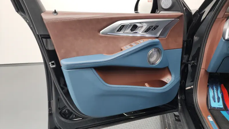 BMW XM