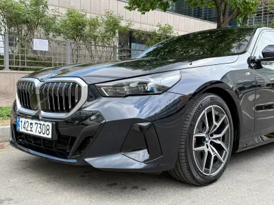 BMW 5-Series
