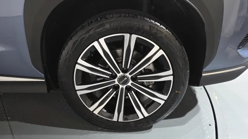 BYD Sealion 7