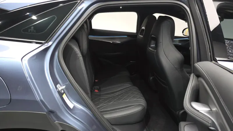BYD Sealion 7