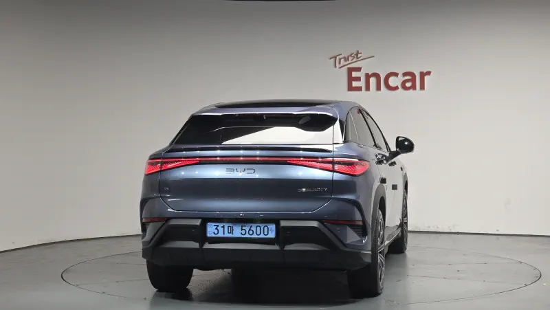 BYD Sealion 7