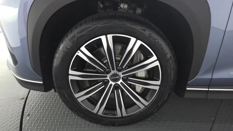 BYD Sealion 7