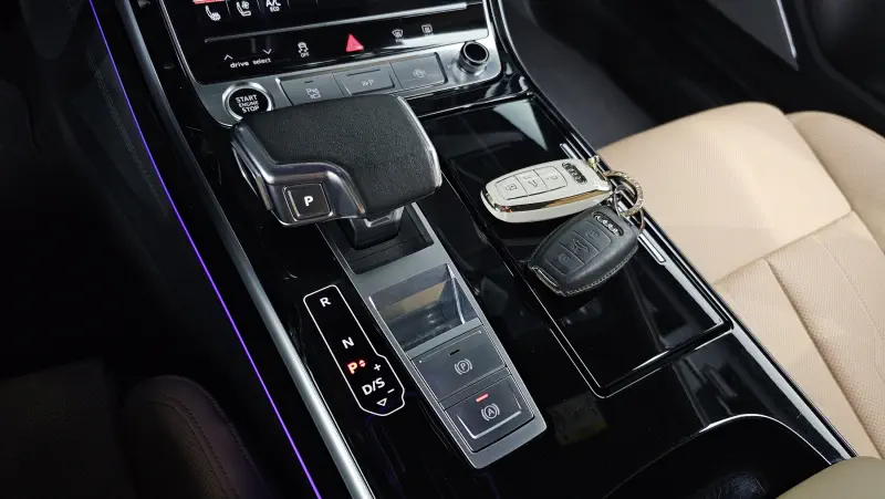 Audi A8