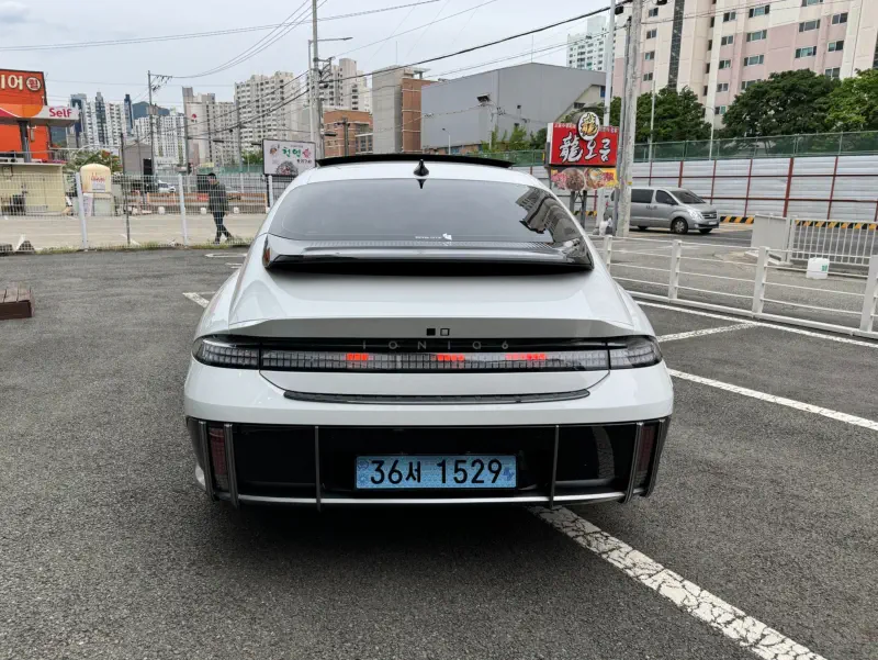 Hyundai Ioniq 6