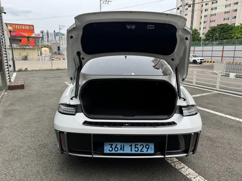 Hyundai Ioniq 6