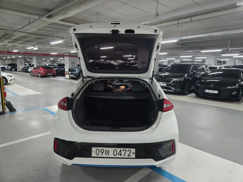Hyundai Ioniq