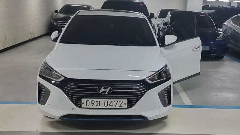 Hyundai Ioniq