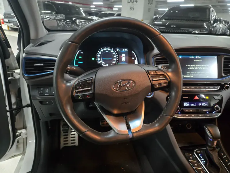 Hyundai Ioniq