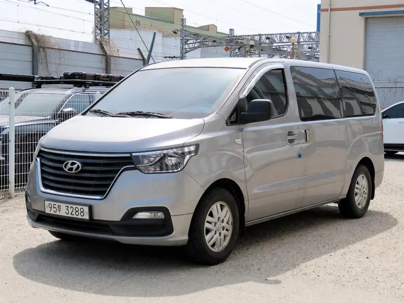 Hyundai Grand Starex