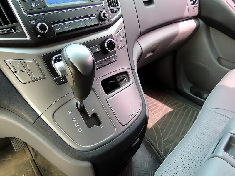 Hyundai Grand Starex