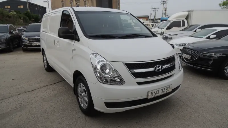 Hyundai Grand Starex