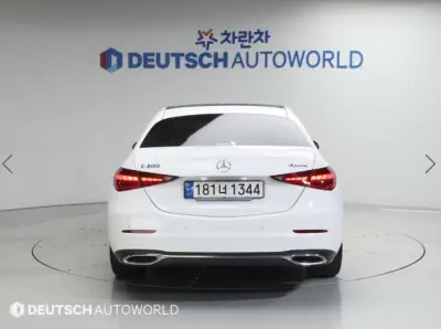 Mercedes-Benz C-Class