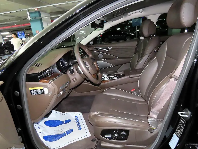 Kia K9
