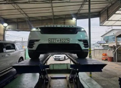 Land Rover RANGE ROVER VELAR