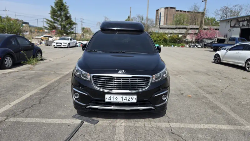 Kia Carnival