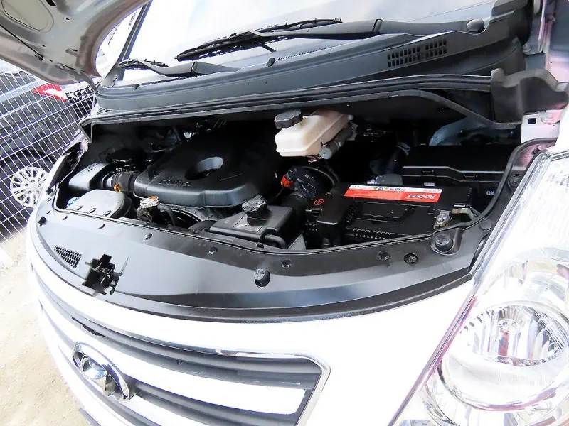 Hyundai Grand Starex