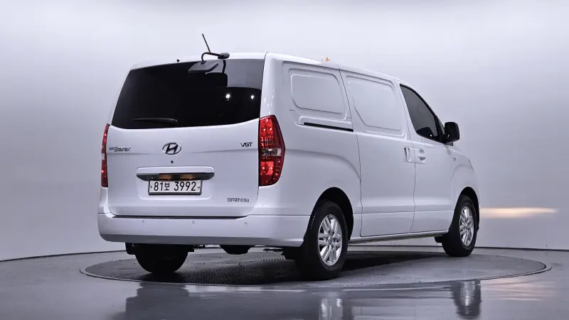 Hyundai Grand Starex