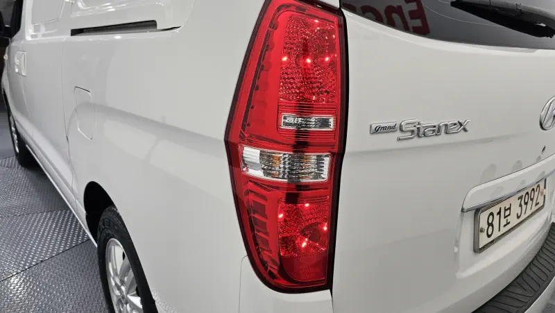 Hyundai Grand Starex