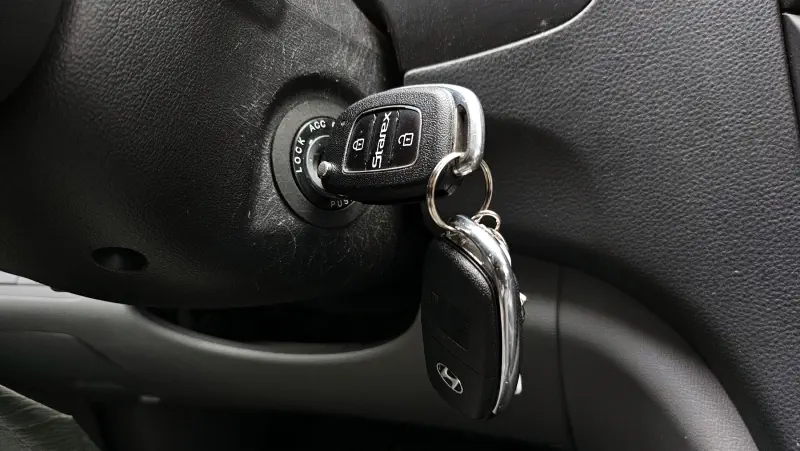 Hyundai Grand Starex