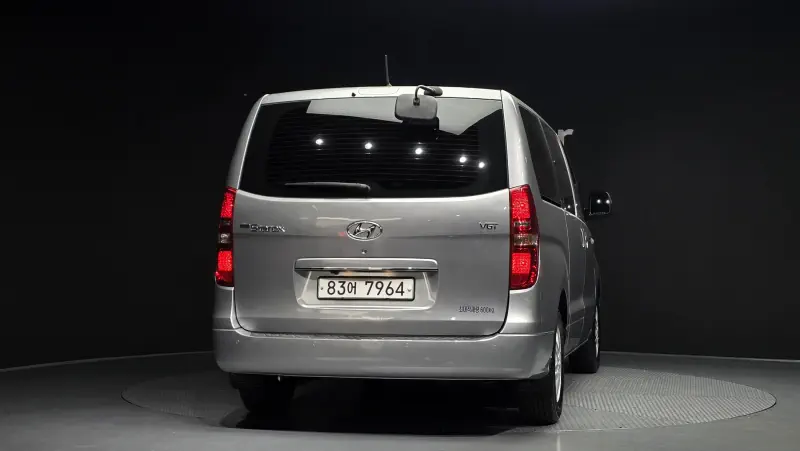 Hyundai Grand Starex