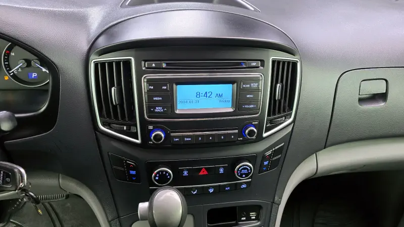 Hyundai Grand Starex