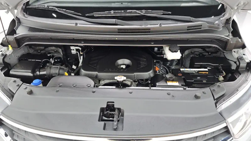 Hyundai Grand Starex