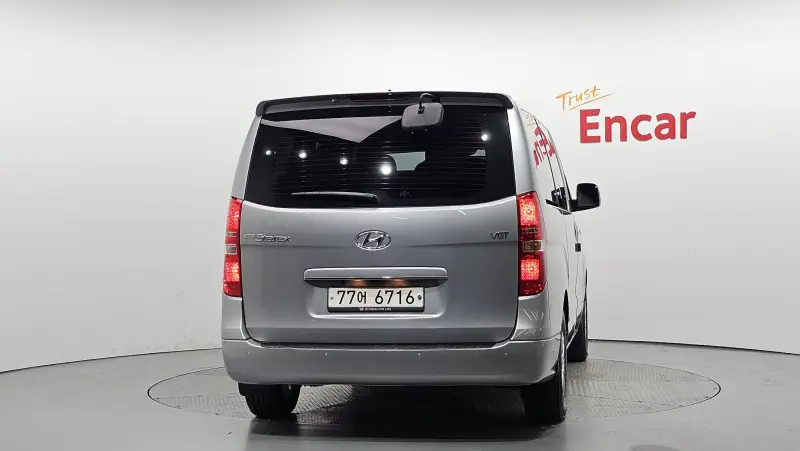 Hyundai Grand Starex