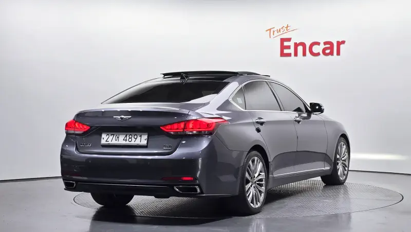 Hyundai Genesis
